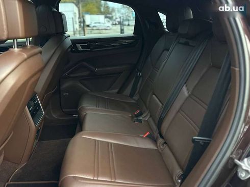 Porsche Cayenne Coupe 2019 - фото 30