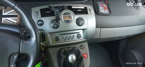 Renault Scenic 2006 серебристый - фото 5