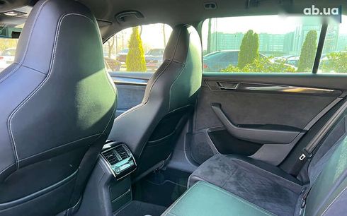 Skoda Superb 2018 - фото 23