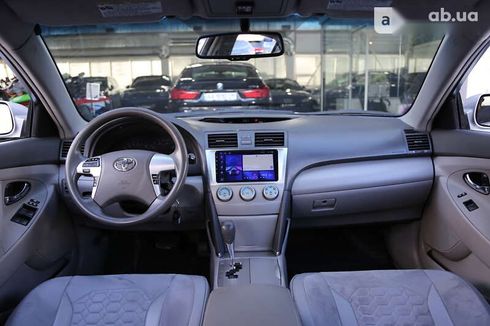 Toyota Camry 2008 - фото 13