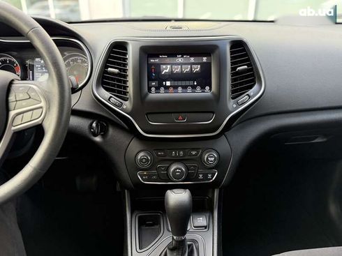 Jeep Cherokee 2020 - фото 20