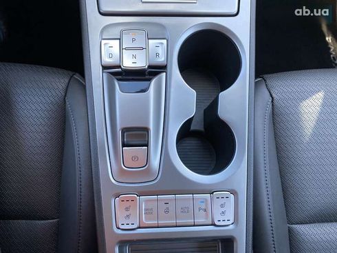 Hyundai Kona Electric 2020 - фото 11