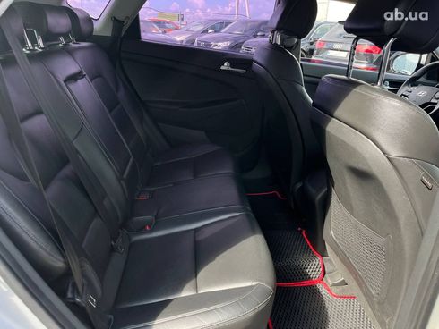 Hyundai Tucson 2016 серый - фото 11