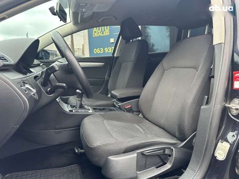 Volkswagen Passat 2013 - фото 18