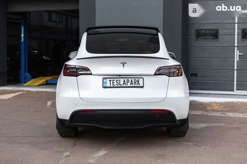 Tesla Model Y 2022 - фото 8