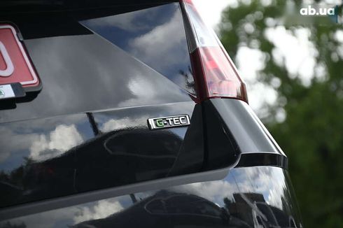 Skoda Octavia 2019 - фото 10