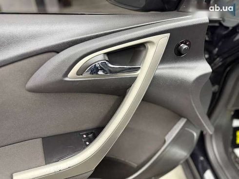 Opel Astra 2010 - фото 20