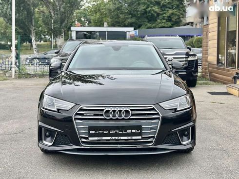 Audi A4 2018 - фото 3