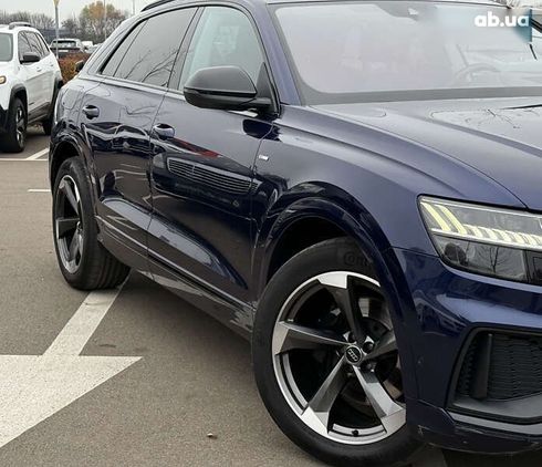 Audi Q8 2019 - фото 3