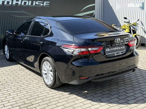 Toyota Camry 2021 - фото 21