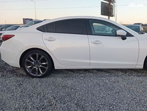 Mazda 6 2016 белый - фото 6
