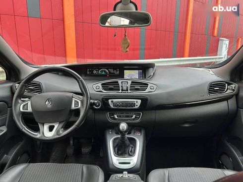 Renault Scenic 2012 - фото 12