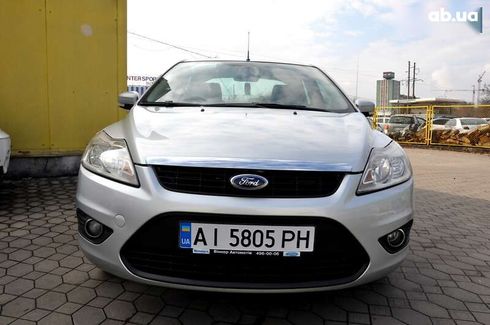 Ford Focus 2010 - фото 2