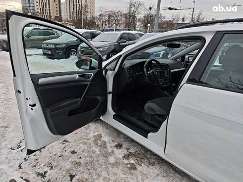 Volkswagen Golf 2019 белый - фото 98
