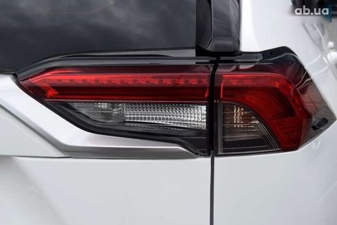 Toyota RAV4 2020 - фото 14