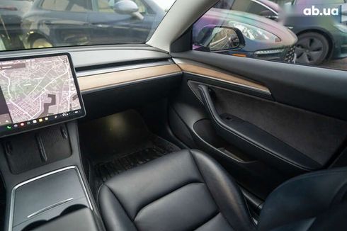 Tesla Model 3 2021 - фото 19