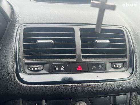 Opel Meriva 2013 белый - фото 26