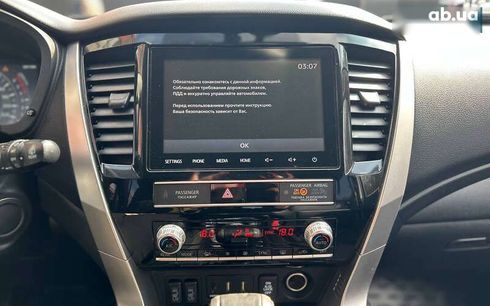Mitsubishi Pajero Sport 2019 - фото 16