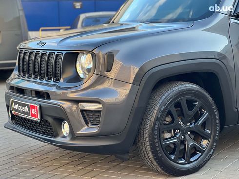 Jeep Renegade 2019 серый - фото 5