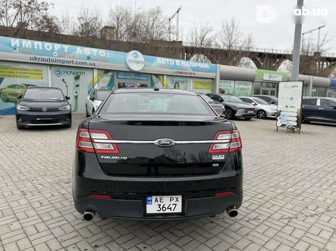 Ford Taurus 2018 - фото 2