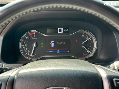Honda Pilot 2016 красный - фото 23