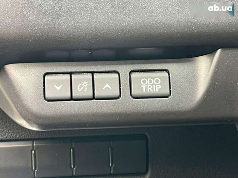 Lexus UX 2019 - фото 25