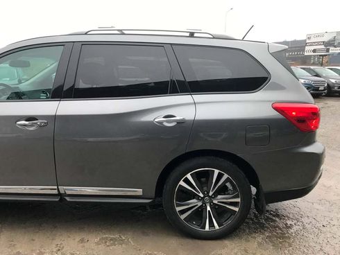 Nissan Pathfinder 2017 серый - фото 4