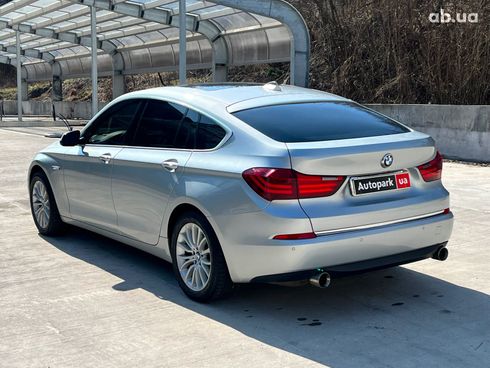 BMW 5 серия 2015 серый - фото 7