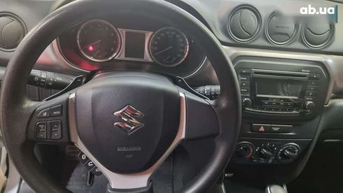 Suzuki Vitara 2020 - фото 13