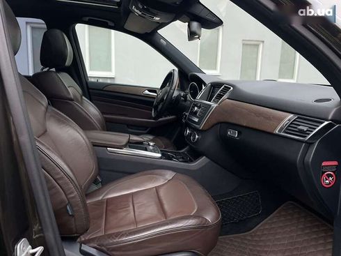 Mercedes-Benz M-Класс 2012 - фото 24