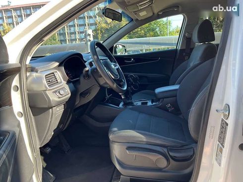 Kia Sorento 2019 - фото 10
