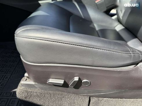 Tesla Model Y 2021 - фото 16