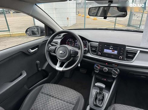 Kia Rio 2017 - фото 24
