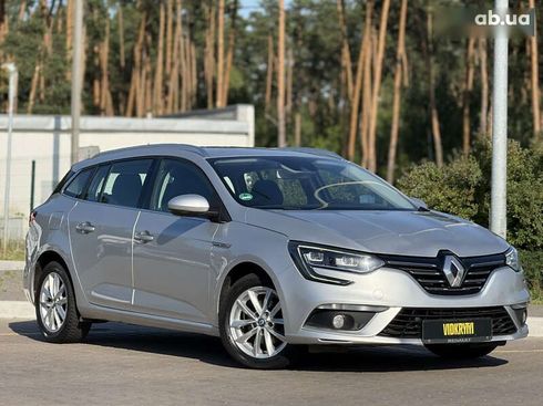 Renault Megane 2017 - фото 7