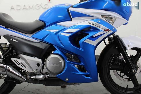 Suzuki GSR 2017 - фото 14