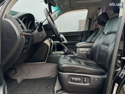 Toyota Land Cruiser 2013 - фото 13