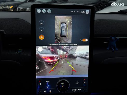 Ford Mustang Mach-E 2023 синий - фото 29