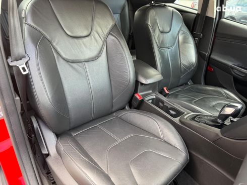 Ford Focus 2016 красный - фото 49
