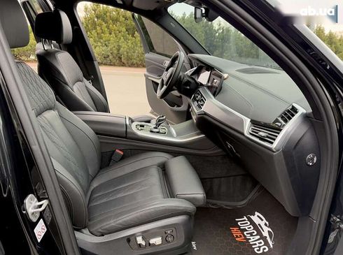 BMW X5 2020 - фото 25