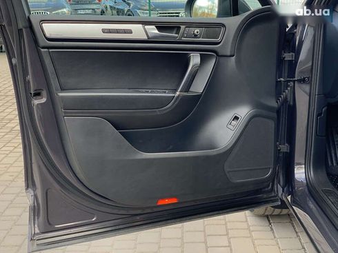 Volkswagen Touareg 2011 - фото 24