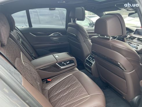 BMW 7 серия 2020 - фото 28