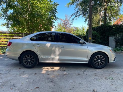 Volkswagen Jetta 2014 серый - фото 12