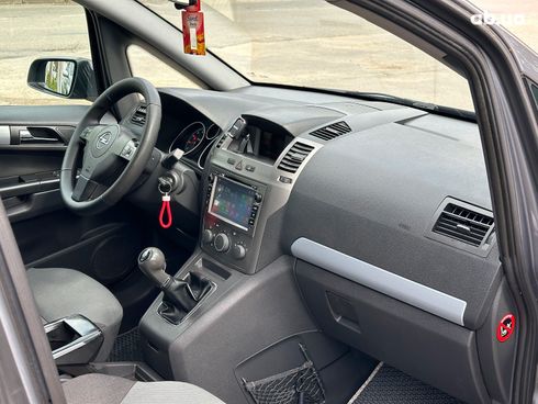 Opel Zafira 2006 серый - фото 23