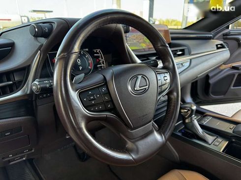 Lexus ES 2021 - фото 25