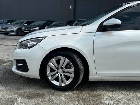 Peugeot 308 2019 белый - фото 15