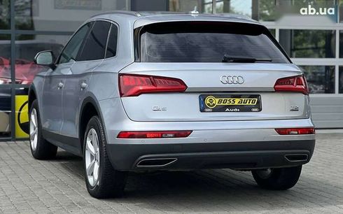 Audi Q5 2017 - фото 4