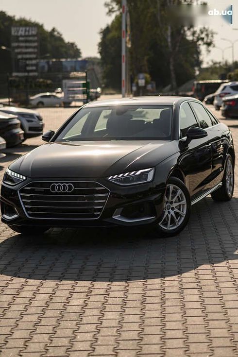 Audi A4 2019 - фото 2