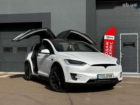 Tesla Model X 2018 - фото 27