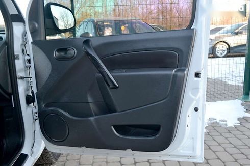 Renault Kangoo 2019 - фото 29