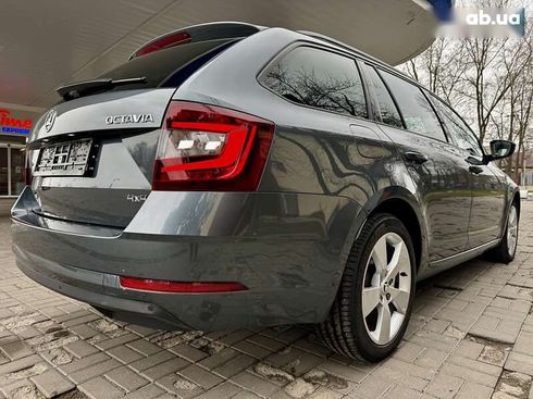 Skoda Octavia 2018 - фото 13